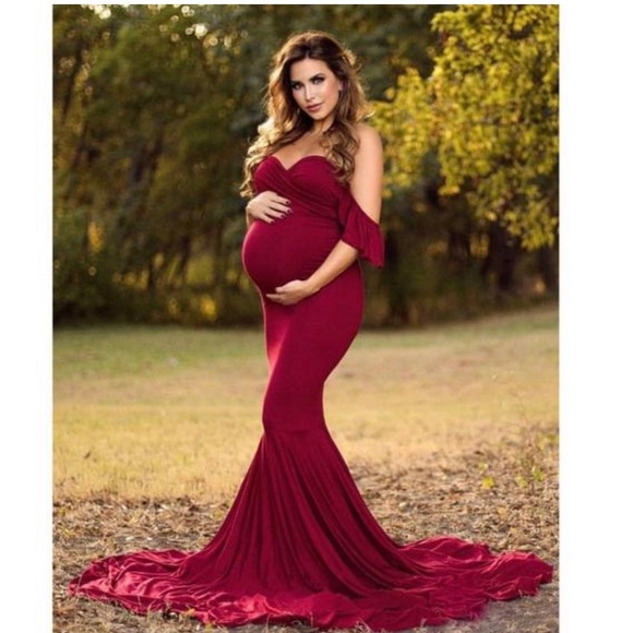 Mermaid Maternity Gown - Picture 6 of 13
